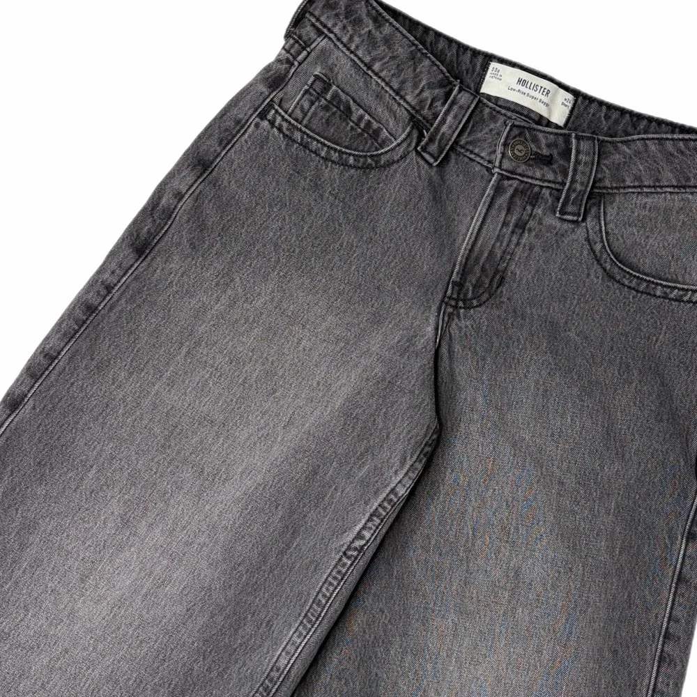 Hollister | Low Rise Super Baggy Jeans - 24 Short - Picture 7 of 14